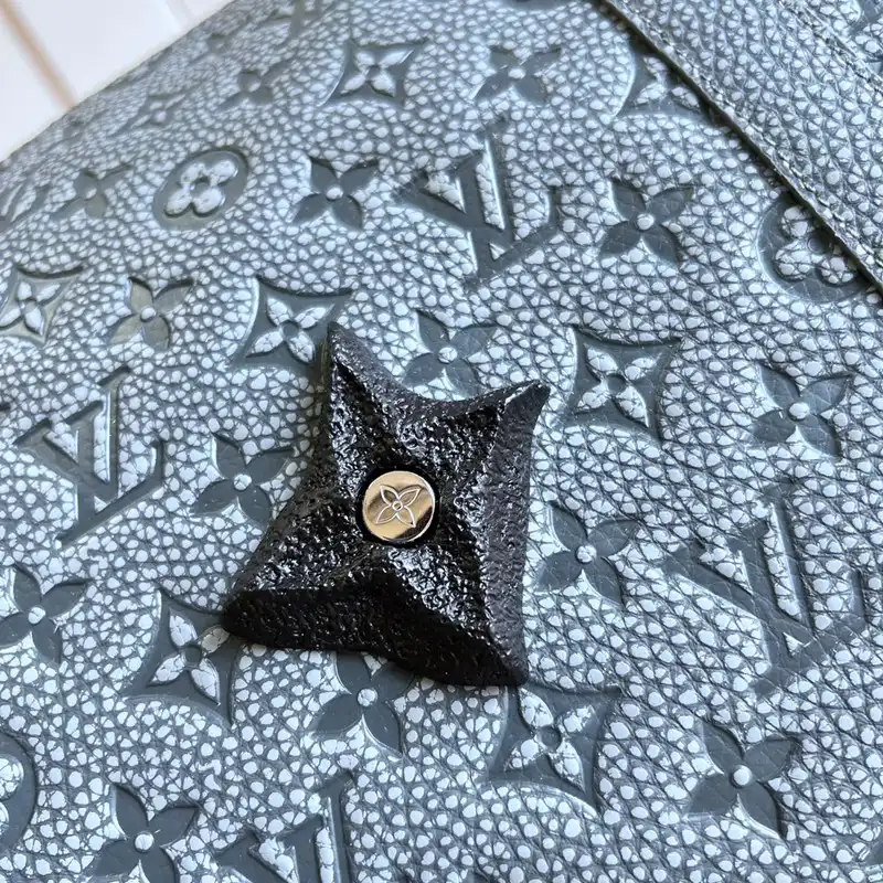 LV Bag 2210YA0104