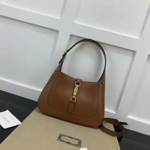 G*u*i bag 2210ya0137