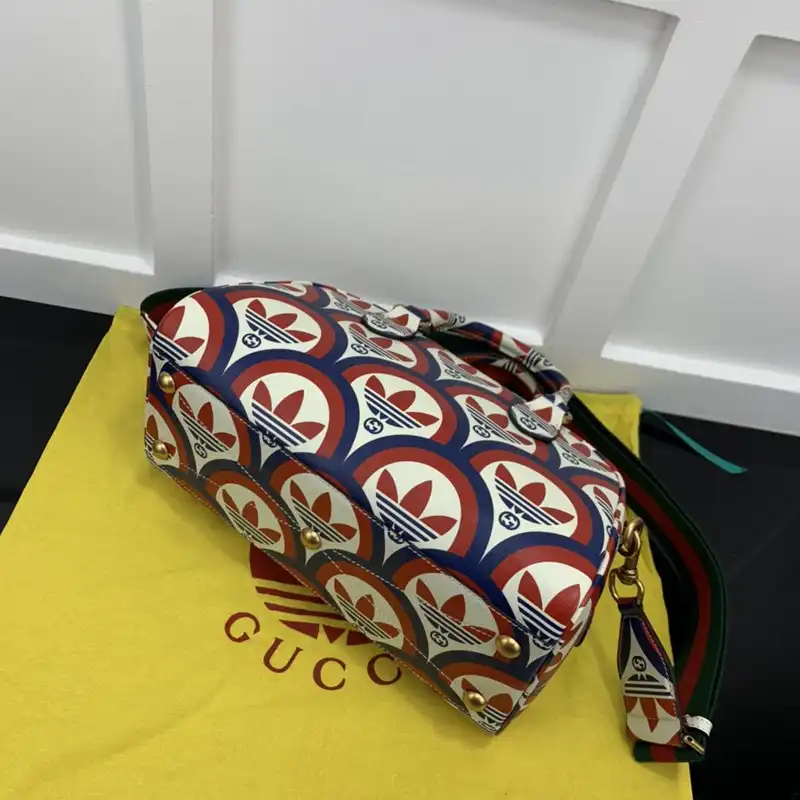 G*u*i bag 2210ya0140