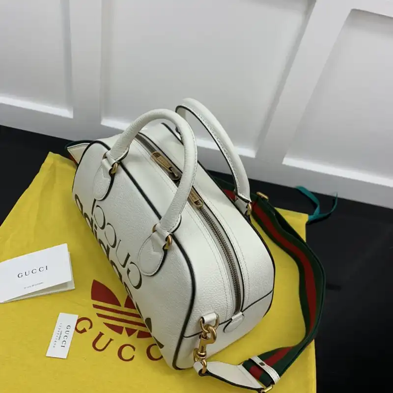 G*u*i bag 2210ya0142