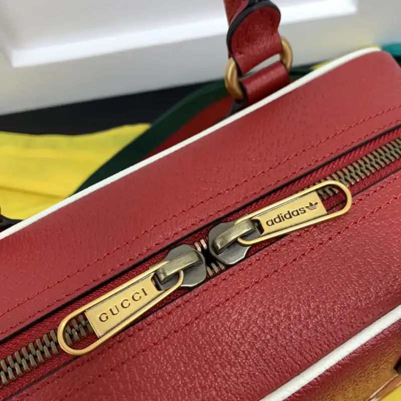 G*u*i bag 2210ya0143