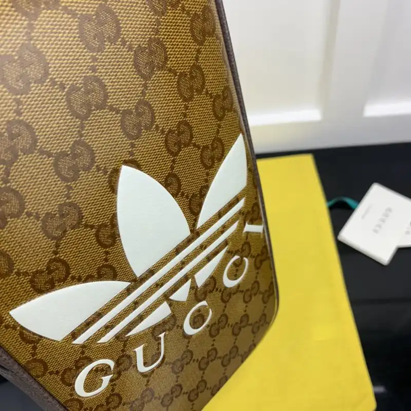 G*u*i bag 2210ya0159