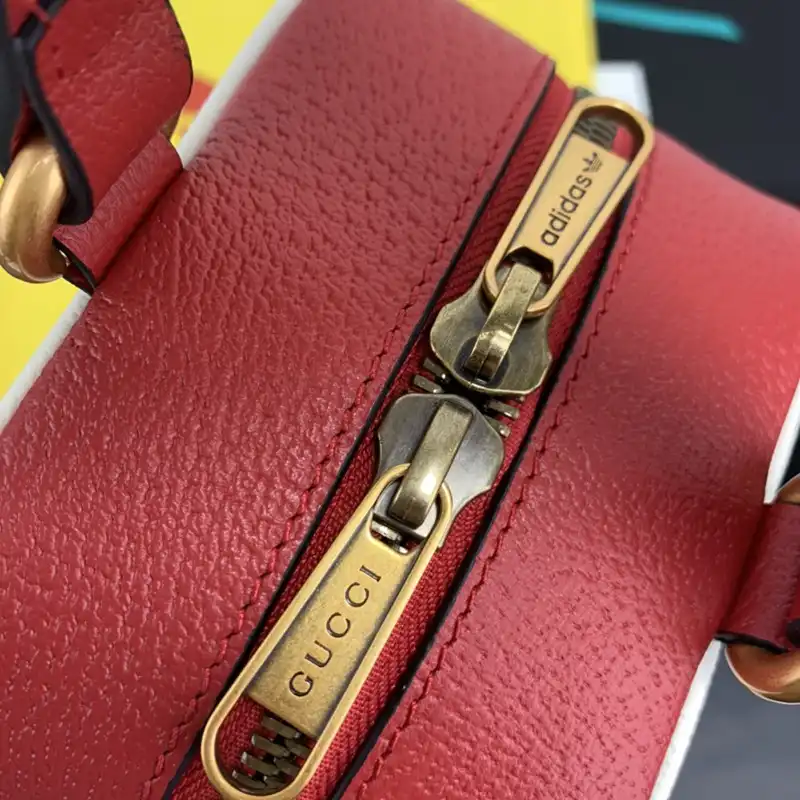 G*u*i bag 2210ya0160