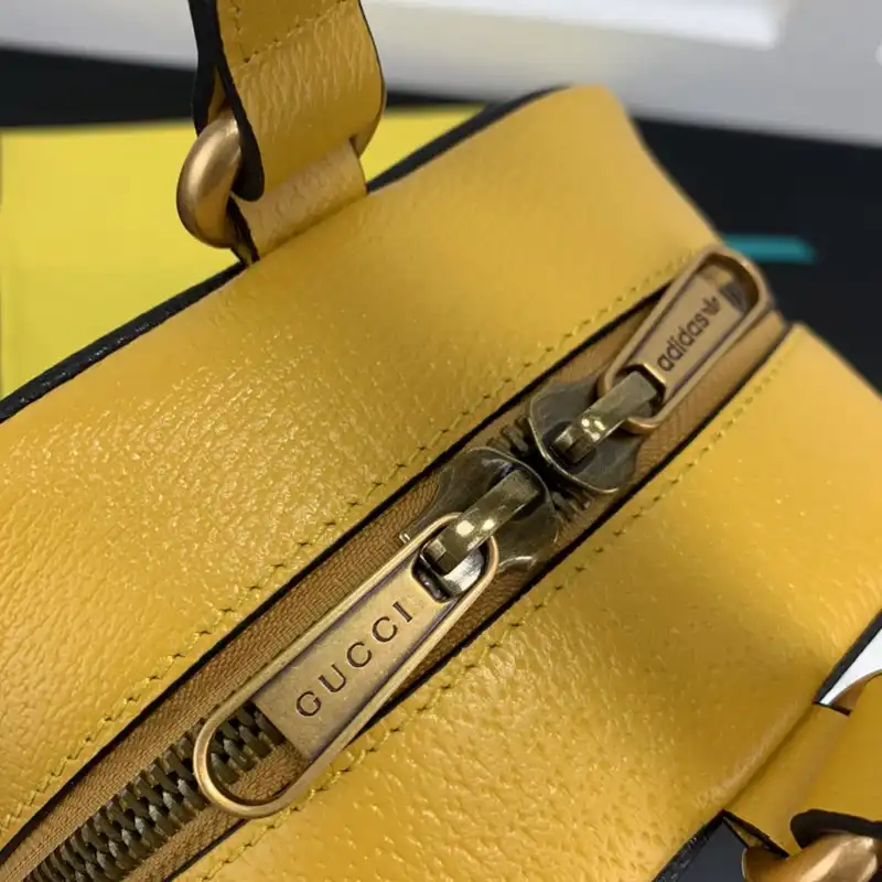 G*u*i bag 2210ya0161