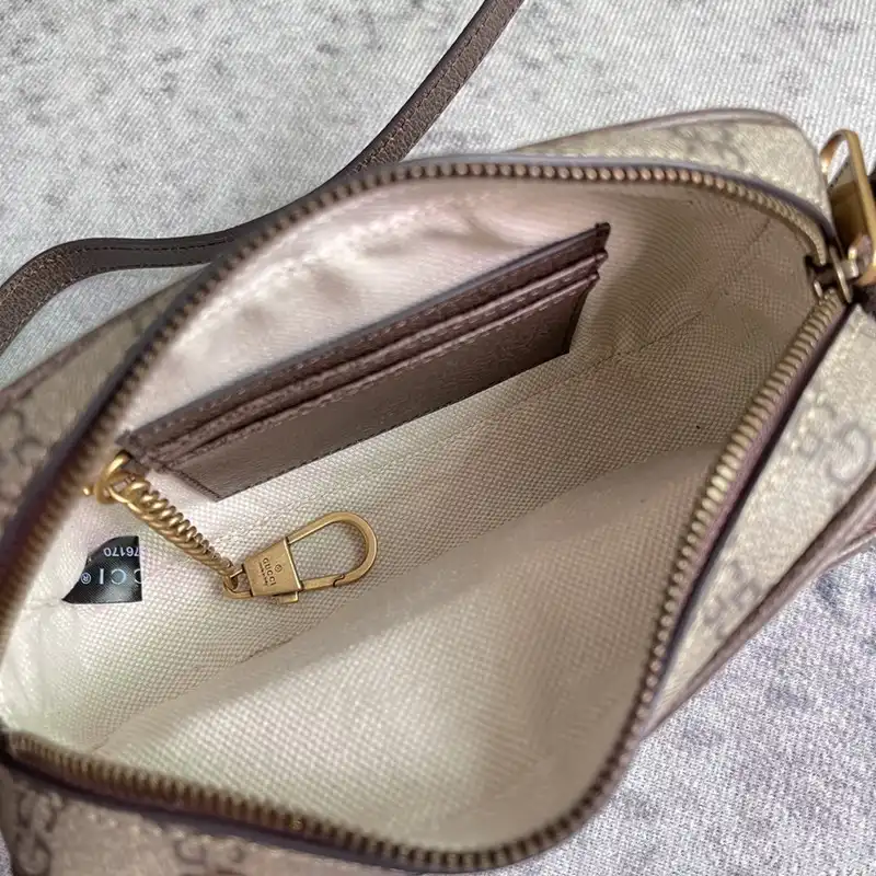 G*u*i bag 2211dj0026