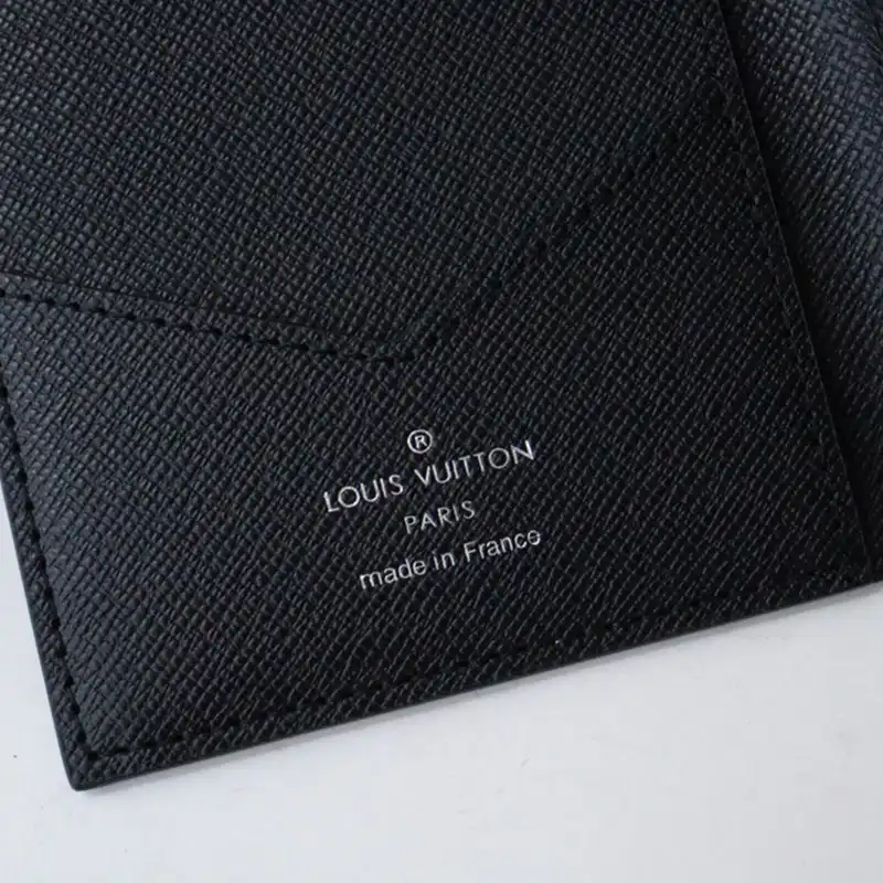 LV Bag 2211DJ0035