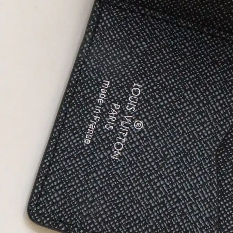 LV Bag 2211DJ0042