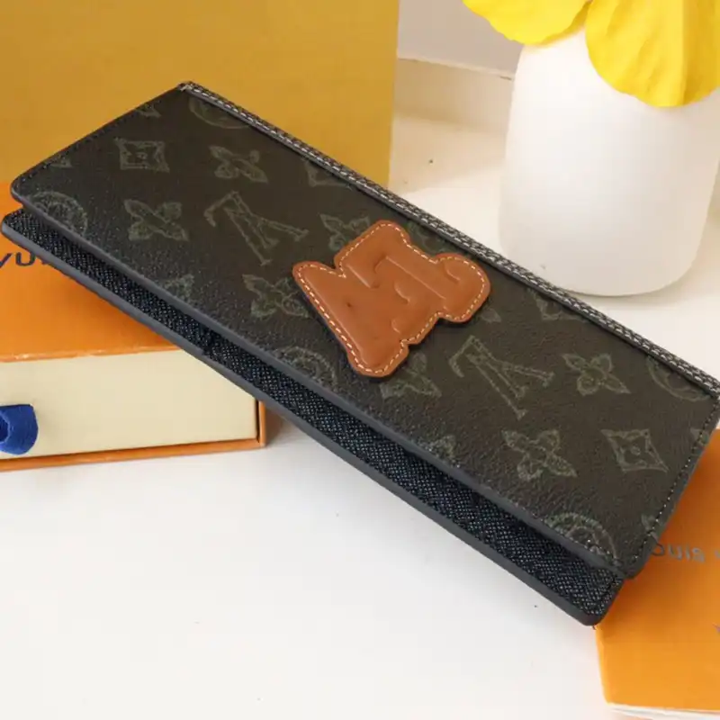 LV Bag 2211DJ0043