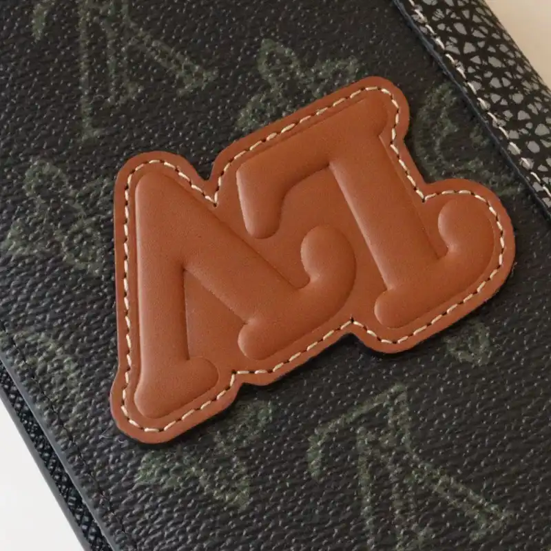 LV Bag 2211DJ0043