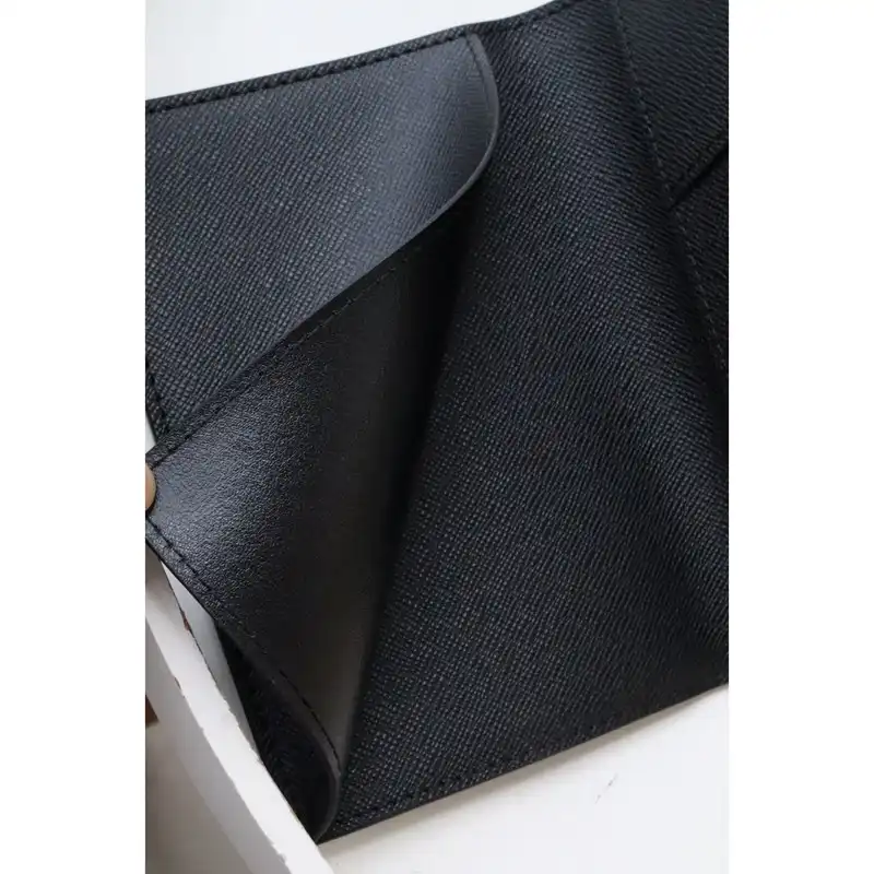 LV Bag 2211DJ0045