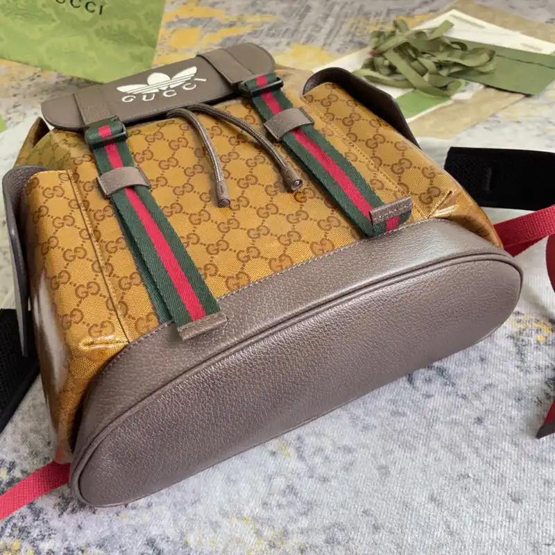 G*u*i bag 2211dj0054