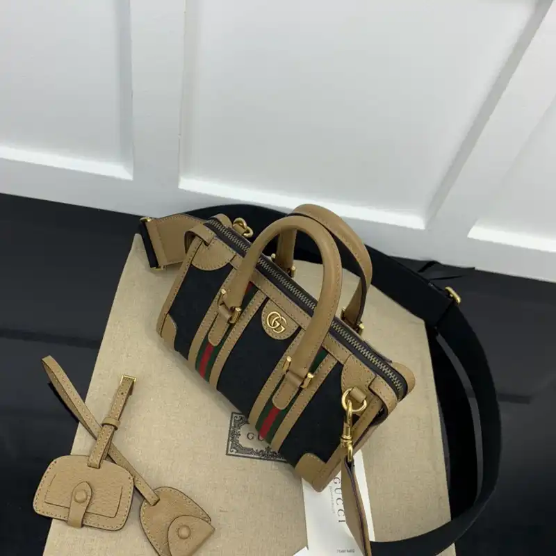 G*u*i bag 2211ya0019