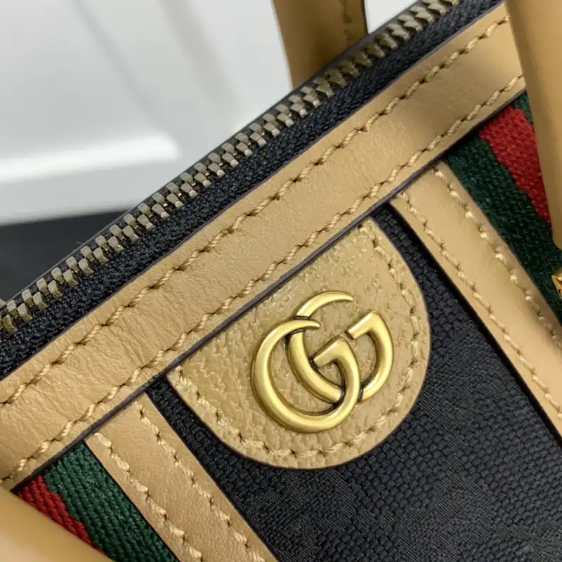 G*u*i bag 2211ya0019
