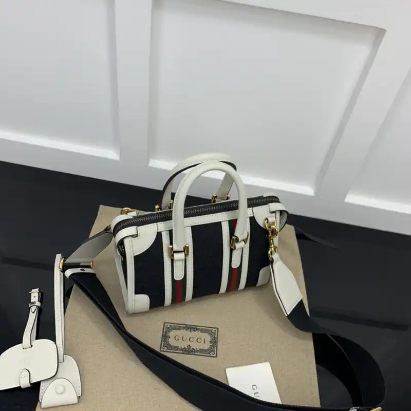 G*u*i bag 2211ya0020