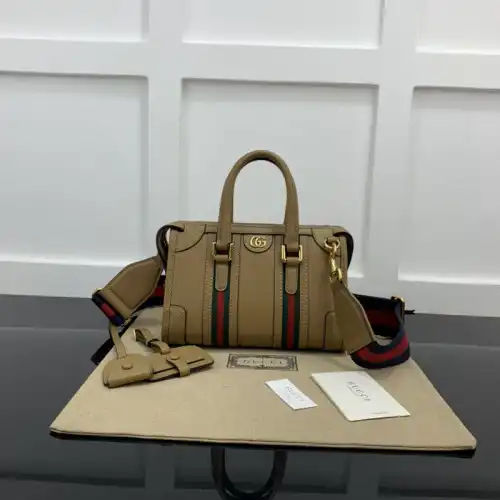 G*u*i bag 2211ya0021