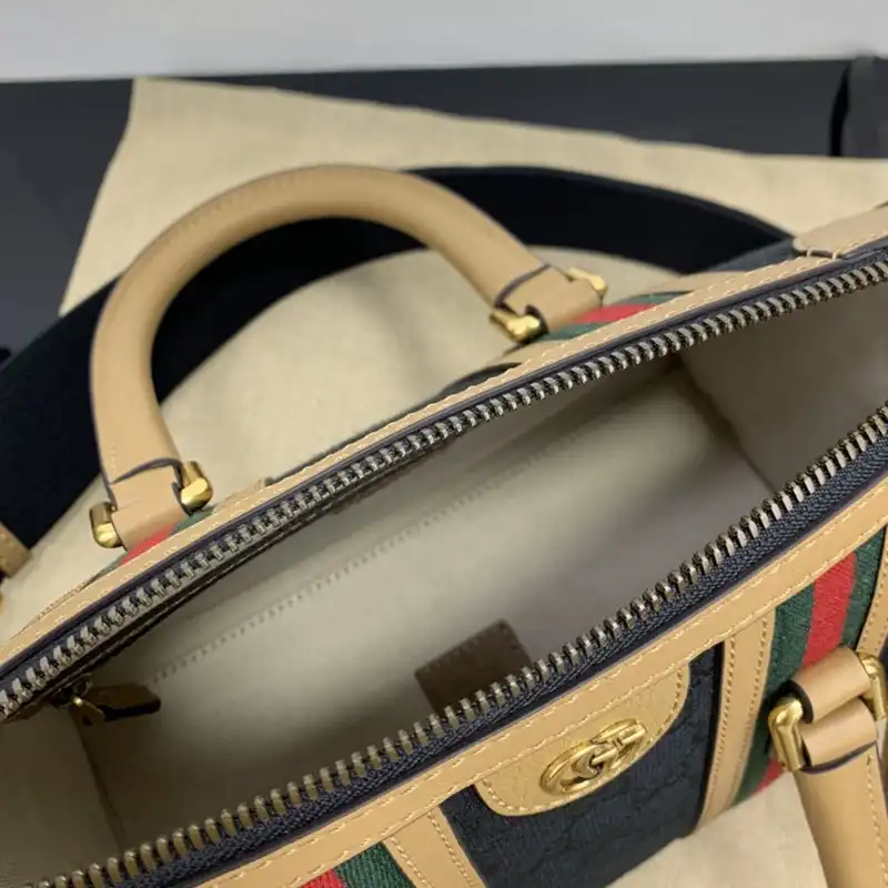 G*u*i bag 2211ya0023