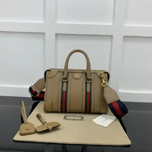 G*u*i bag 2211ya0026
