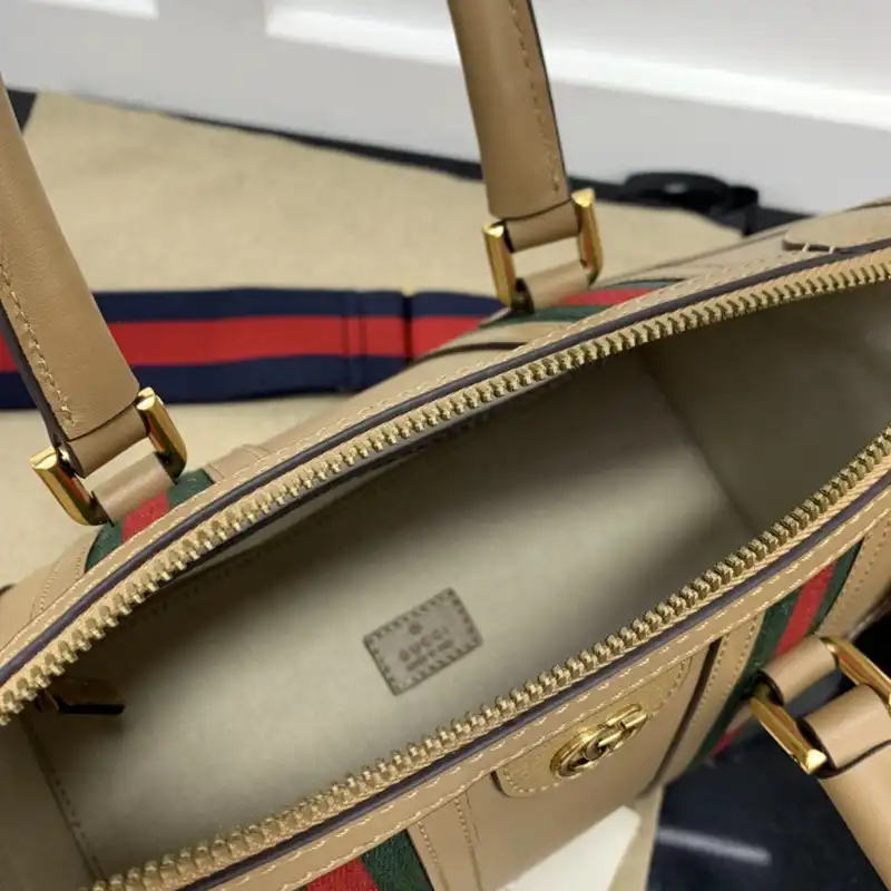G*u*i bag 2211ya0026