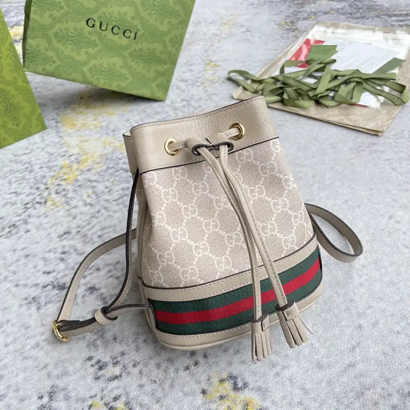 G*u*i bag 2212dj0030