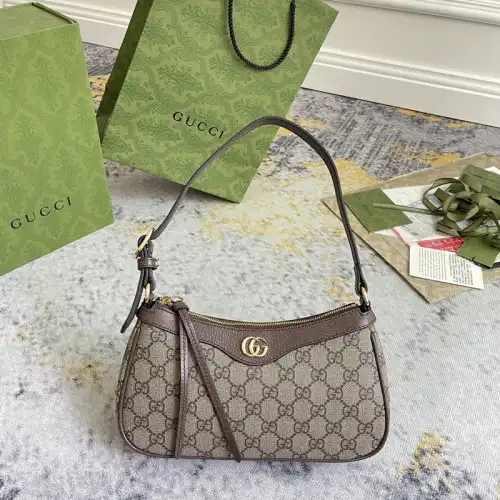 G*u*i bag 2212dj0050