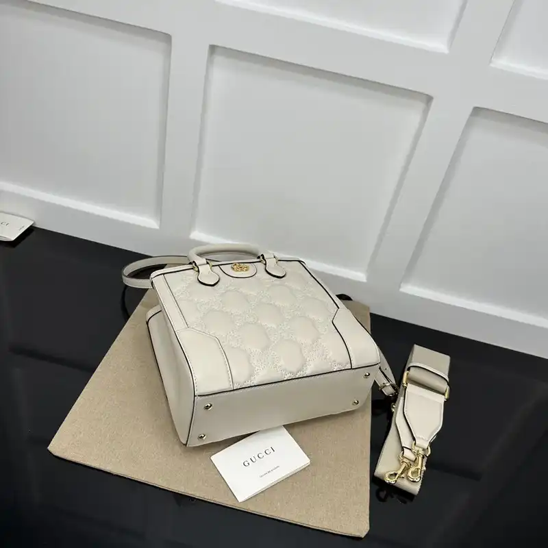 G*u*i bag 2212ya0001
