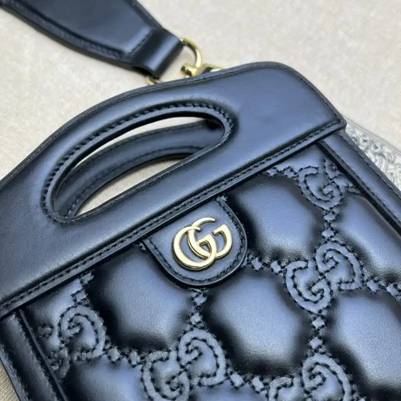 G*u*i bag 2212ya0027