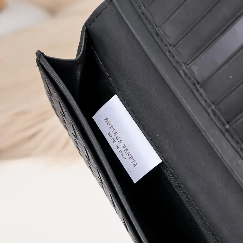 bo*te*ga Ve*ne*ta bag 2212yz0057