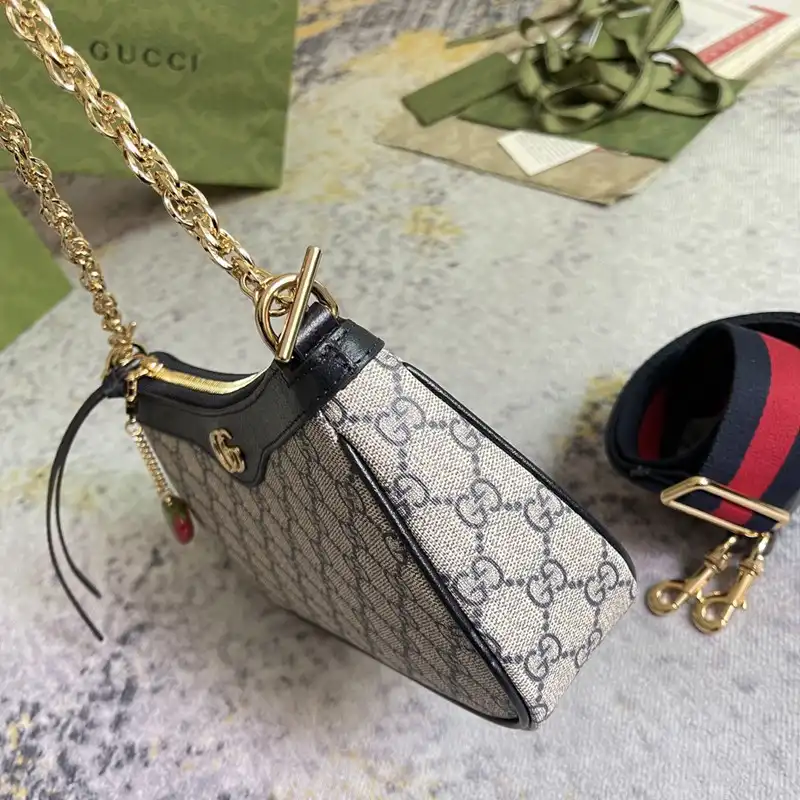 G*u*i bag 2301dj0007