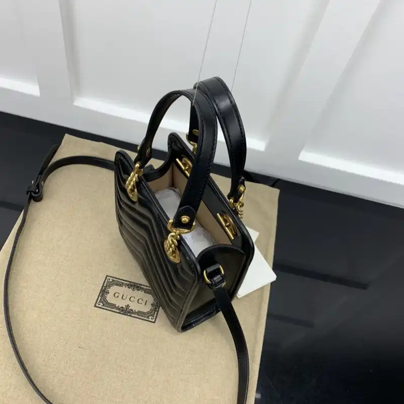G*u*i bag 2301ya0002