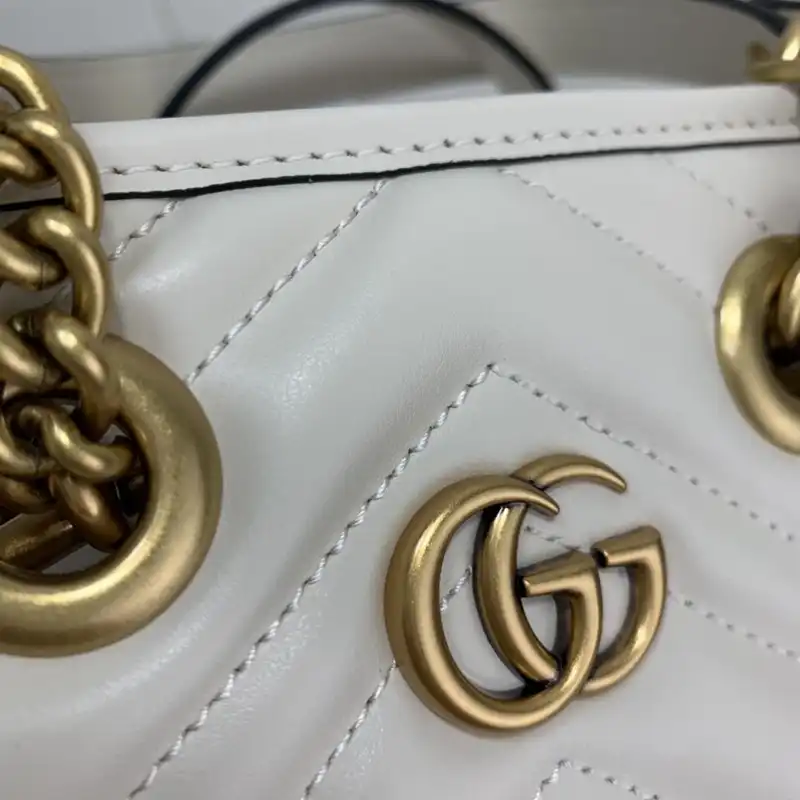 G*u*i bag 2301ya0003