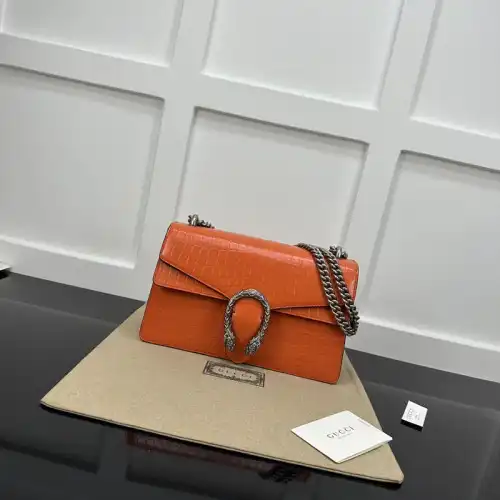 G*u*i bag 2301ya0009