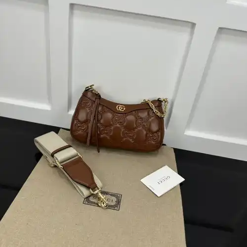 G*u*i bag 2301ya0021