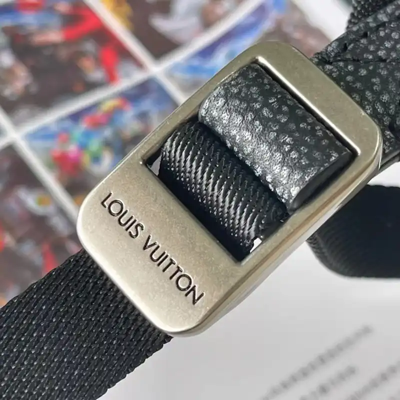 LV Bag 2301YZ0054