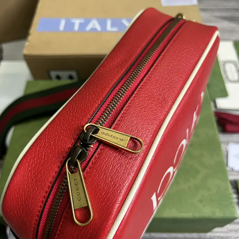 G*u*i bag 2303ht0016