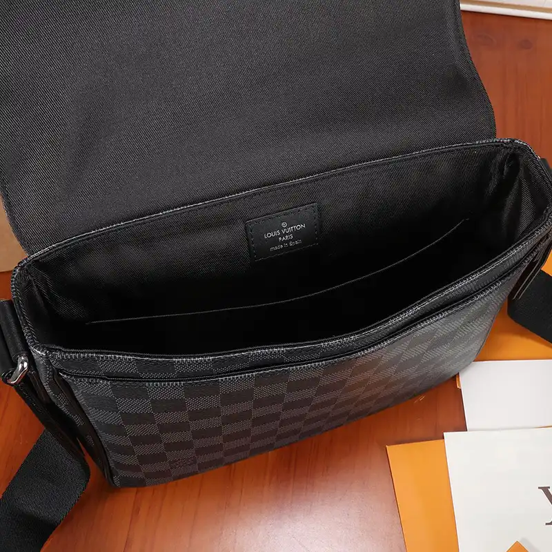 LV Bag 2304DJ0041