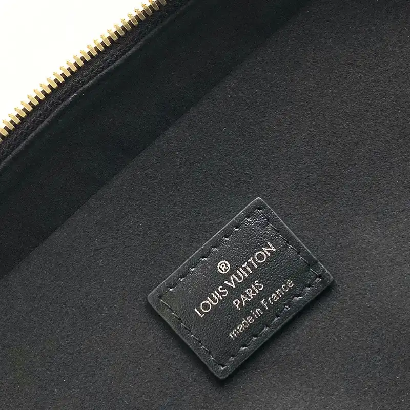 LV Bag 2304DJ0046