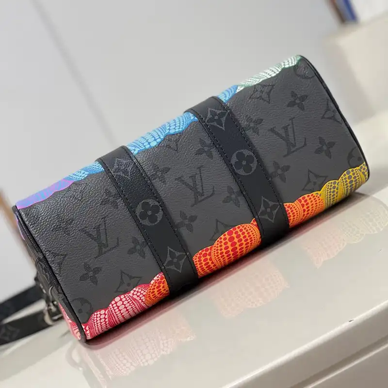 LV Bag 2304YA0003