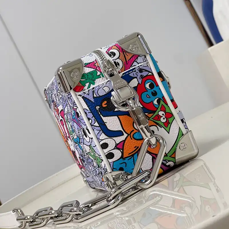 LV Bag 2304YA0005