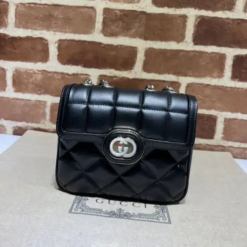 G*u*i bag 2304ya0083
