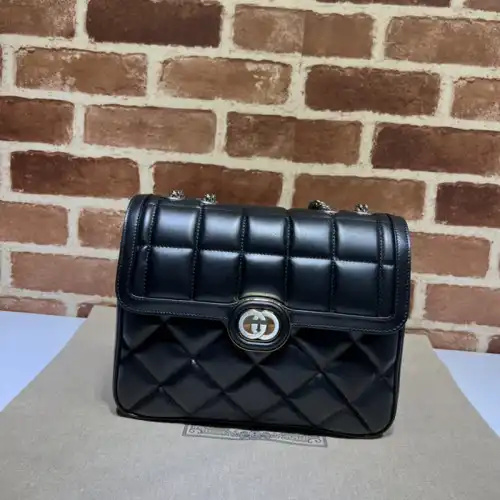 G*u*i bag 2304ya0084