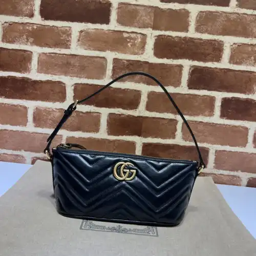 G*u*i bag 2304ya0089