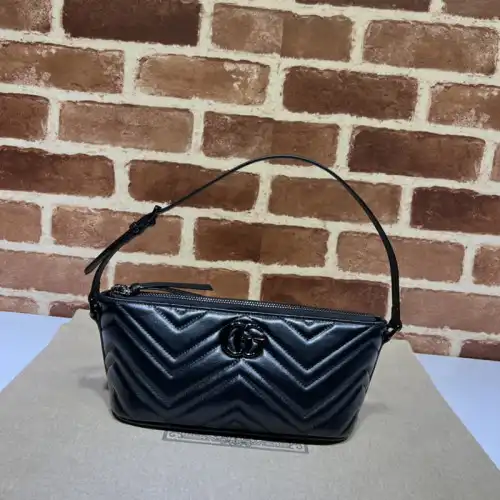 G*u*i bag 2304ya0092