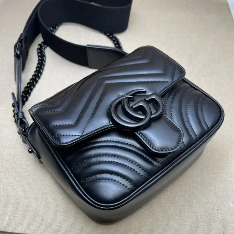 G*u*i bag 2304ya0093