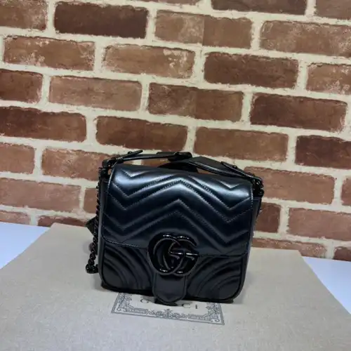 G*u*i bag 2304ya0093