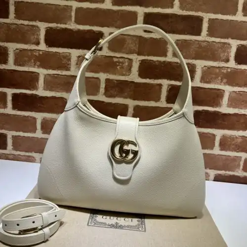 G*u*i bag 2304ya0105