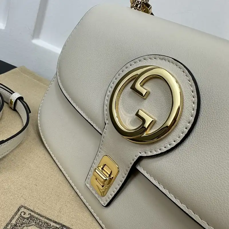 G*u*i bag 2304ya0111