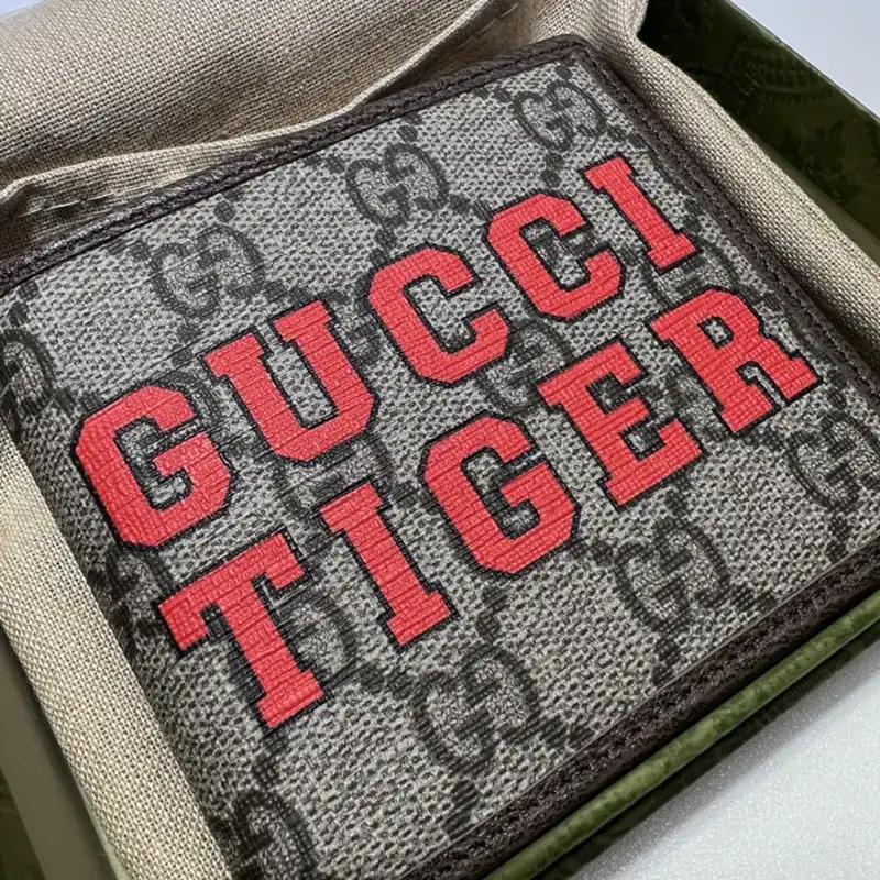 G*u*i bag 2304ya0126