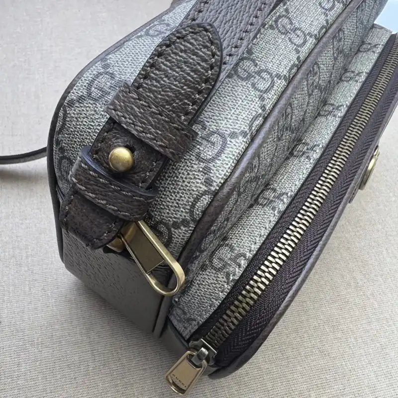 G*u*i bag 2304ya0147