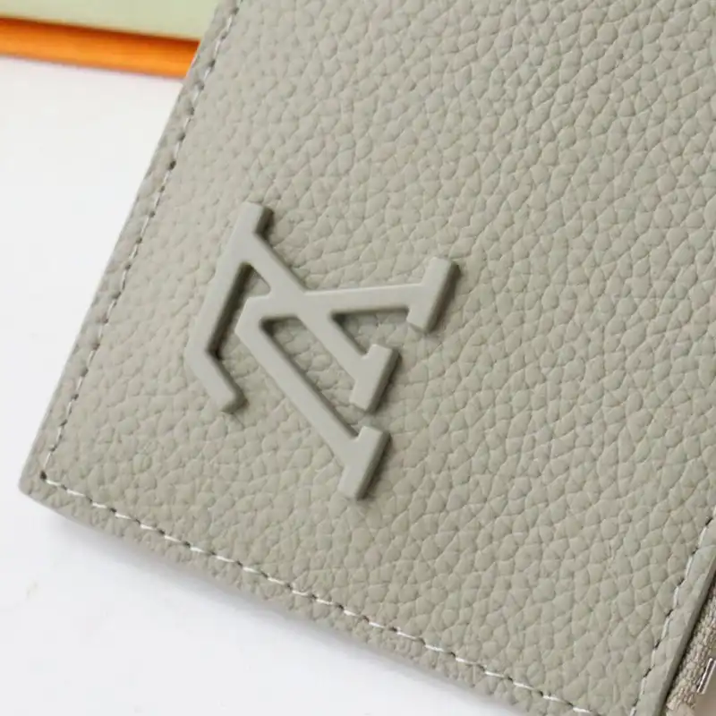 LV Bag 2306YA0035