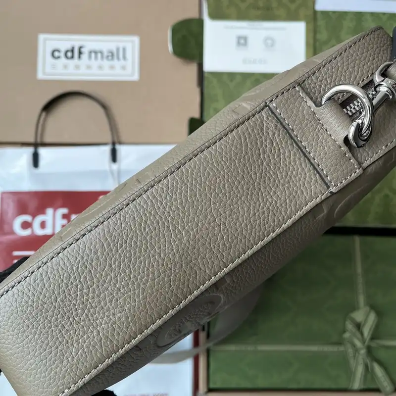 G*u*i bag 2306ya0042